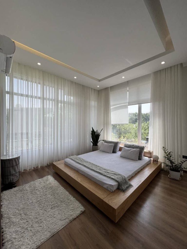 پرده اتاق خواب نمونه پرده حریر مدرن